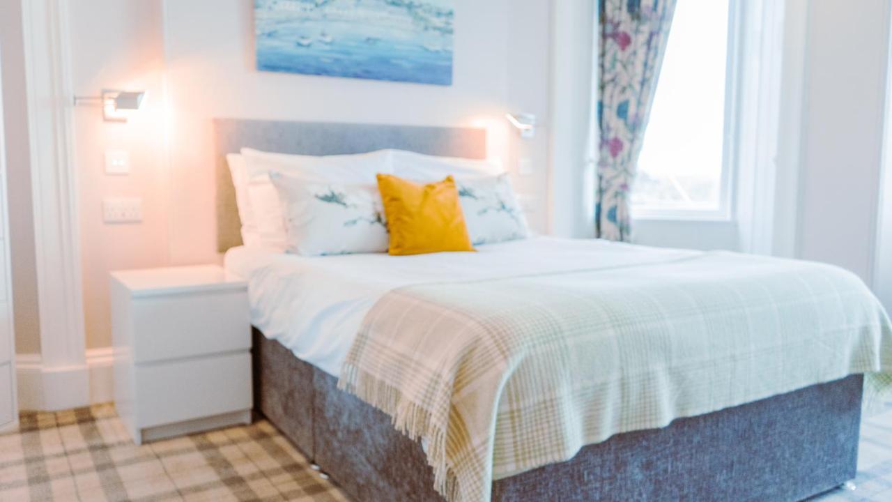Poseidon'S Inn Lossiemouth Extérieur photo